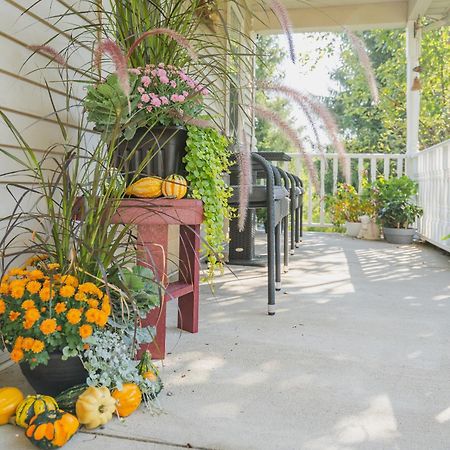 Bed and Breakfast Old Town Country Landing Niagara-on-the-Lake Екстер'єр фото