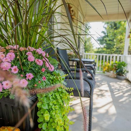 Bed and Breakfast Old Town Country Landing Niagara-on-the-Lake Екстер'єр фото