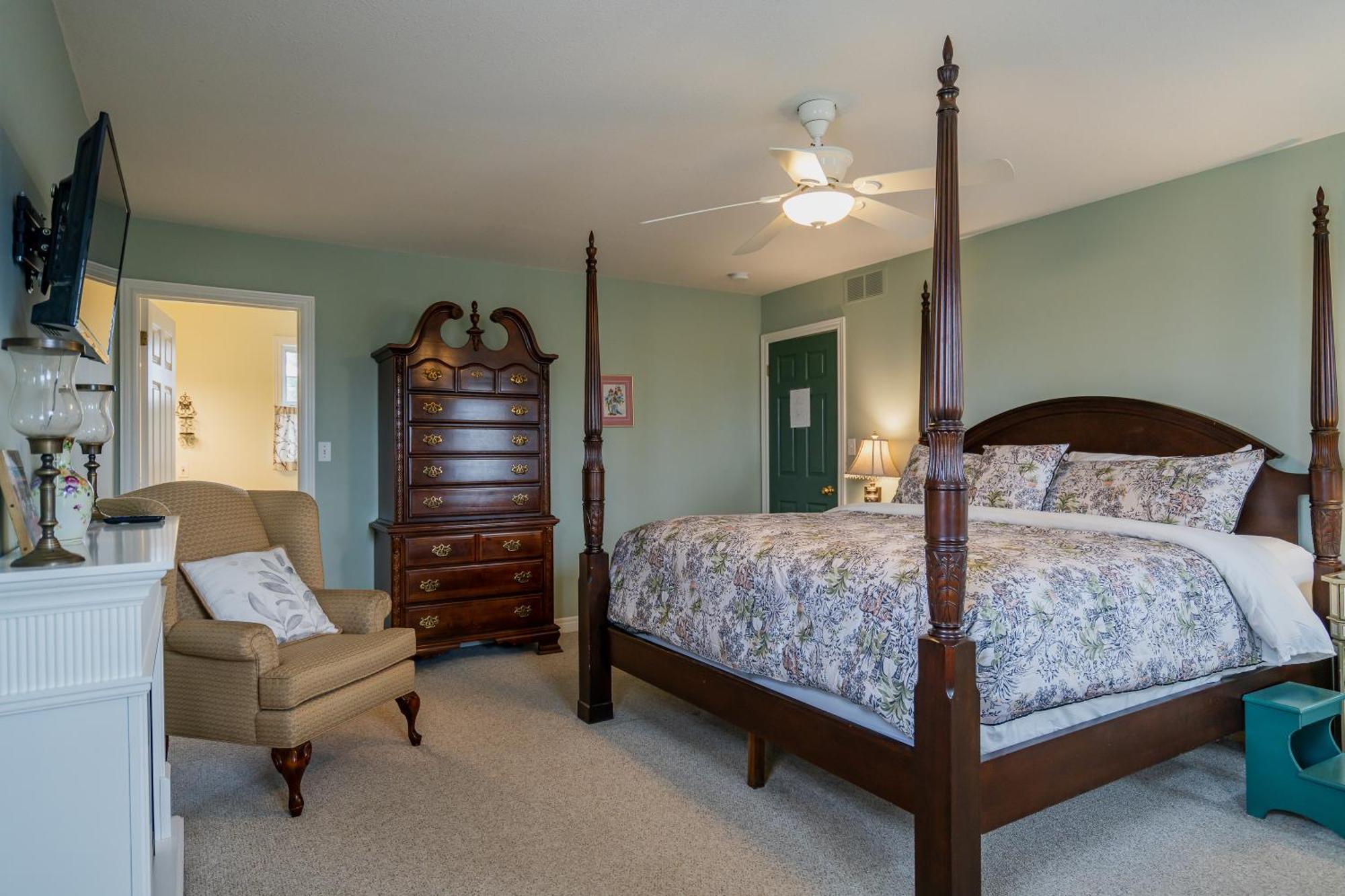 Bed and Breakfast Old Town Country Landing Niagara-on-the-Lake Екстер'єр фото