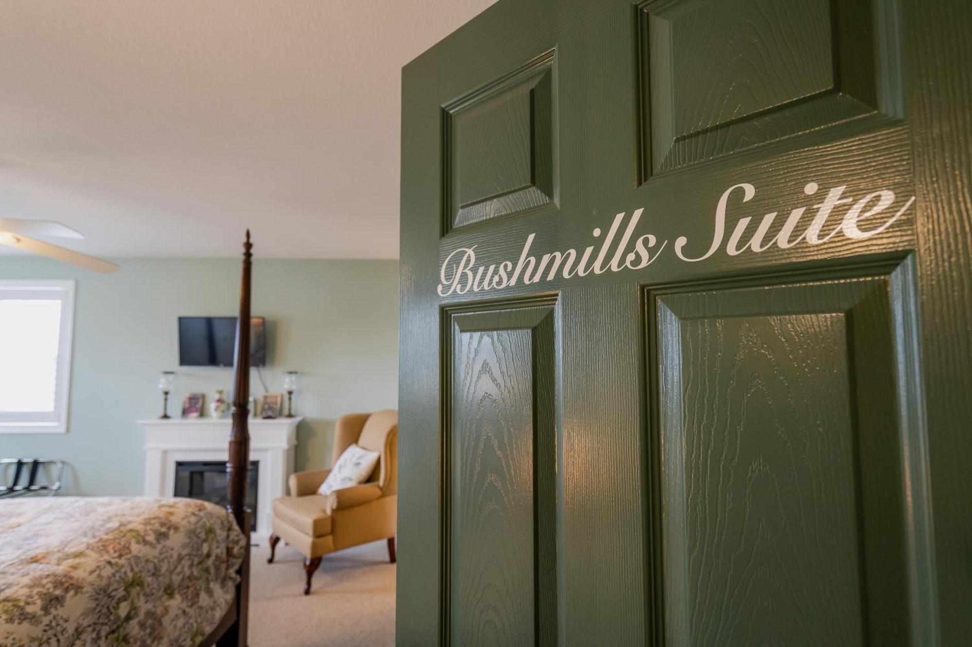 Bed and Breakfast Old Town Country Landing Niagara-on-the-Lake Екстер'єр фото