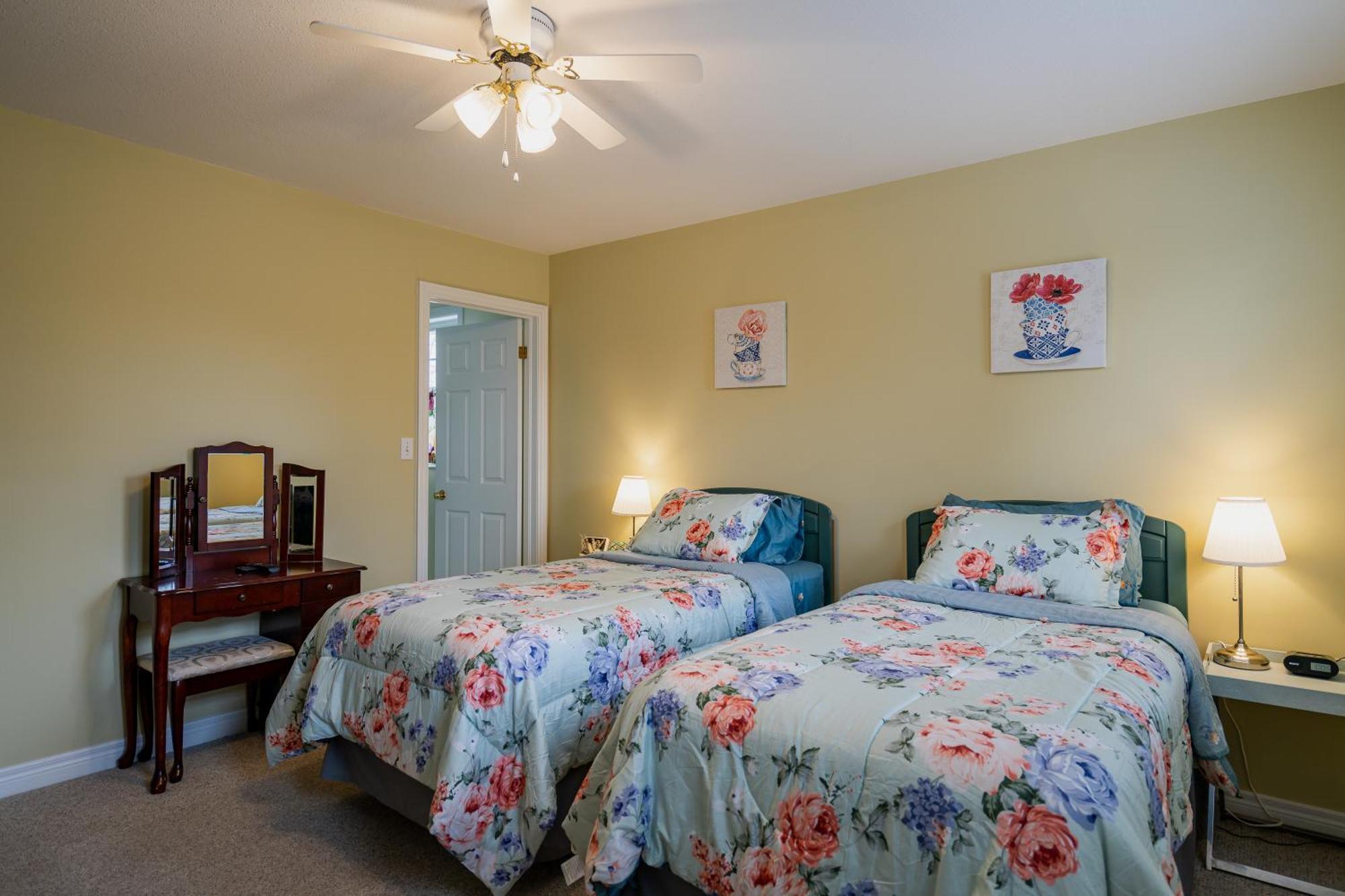 Bed and Breakfast Old Town Country Landing Niagara-on-the-Lake Екстер'єр фото