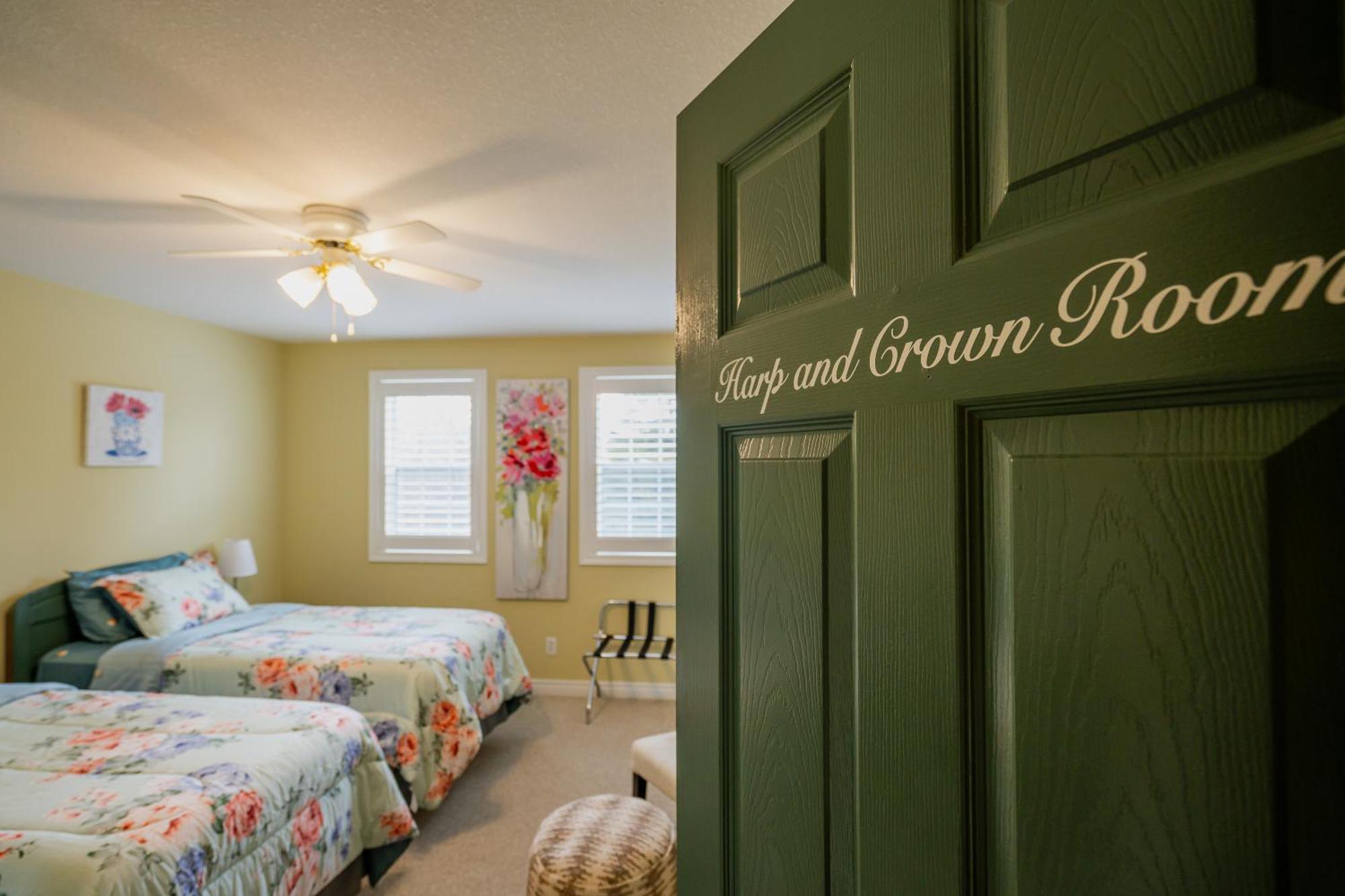 Bed and Breakfast Old Town Country Landing Niagara-on-the-Lake Екстер'єр фото