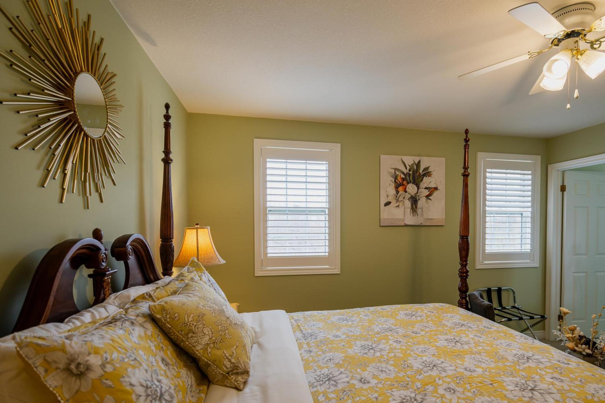 Bed and Breakfast Old Town Country Landing Niagara-on-the-Lake Екстер'єр фото