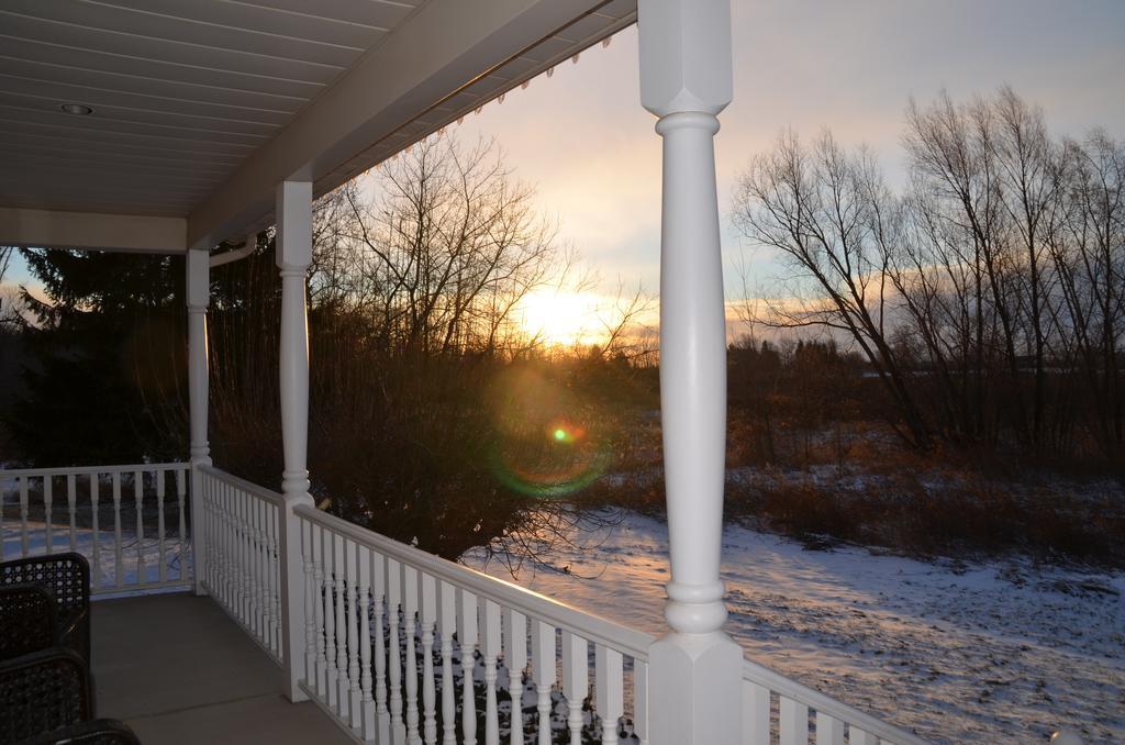 Bed and Breakfast Old Town Country Landing Niagara-on-the-Lake Екстер'єр фото